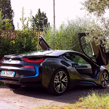 BMW i8