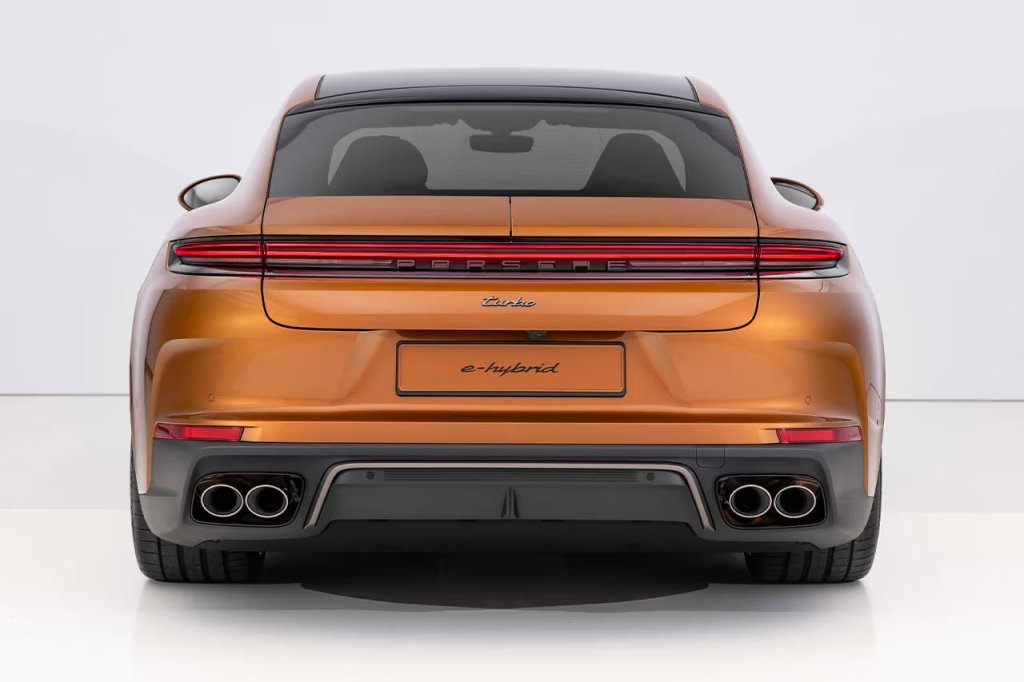 Porsche Panamera Turbo e-Hybrid