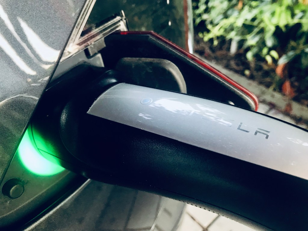 supercharger Tesla