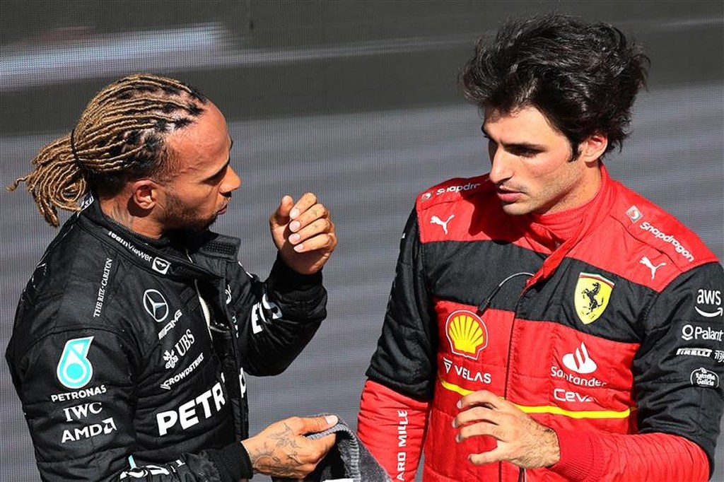Lewis Hamilton e Carlos Sainz