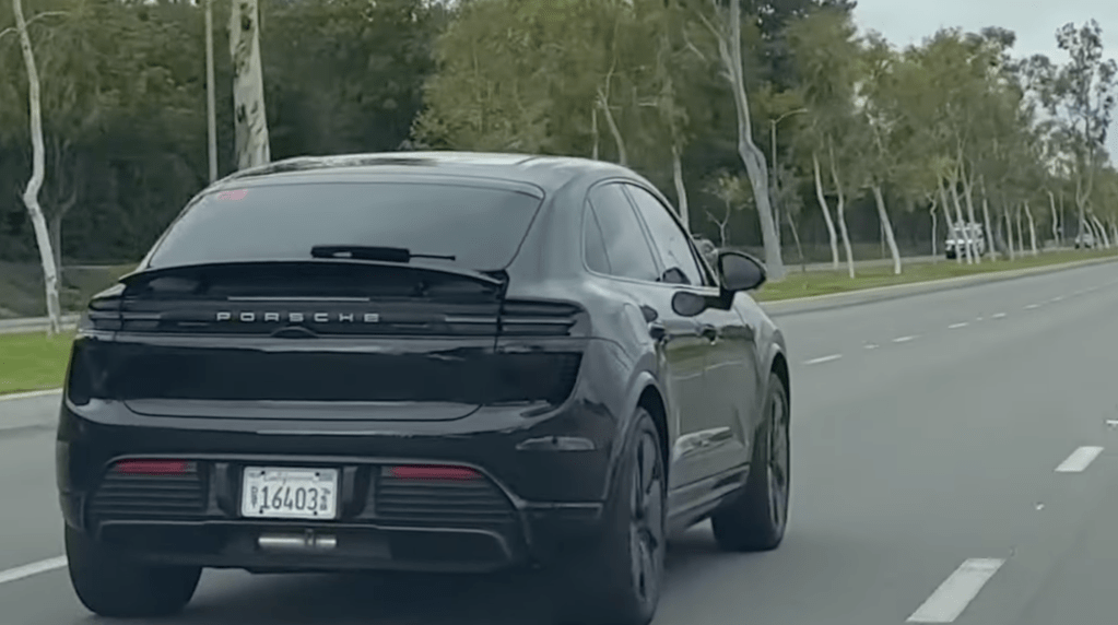 Porsche Macan EV