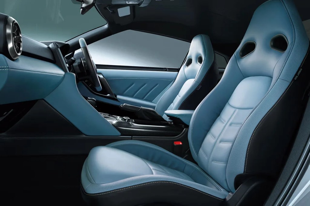 Nissan GT-R interni
