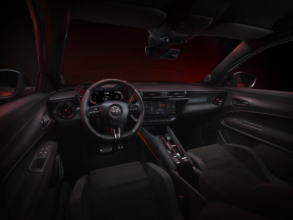 Alfa Romeo Milano interno
