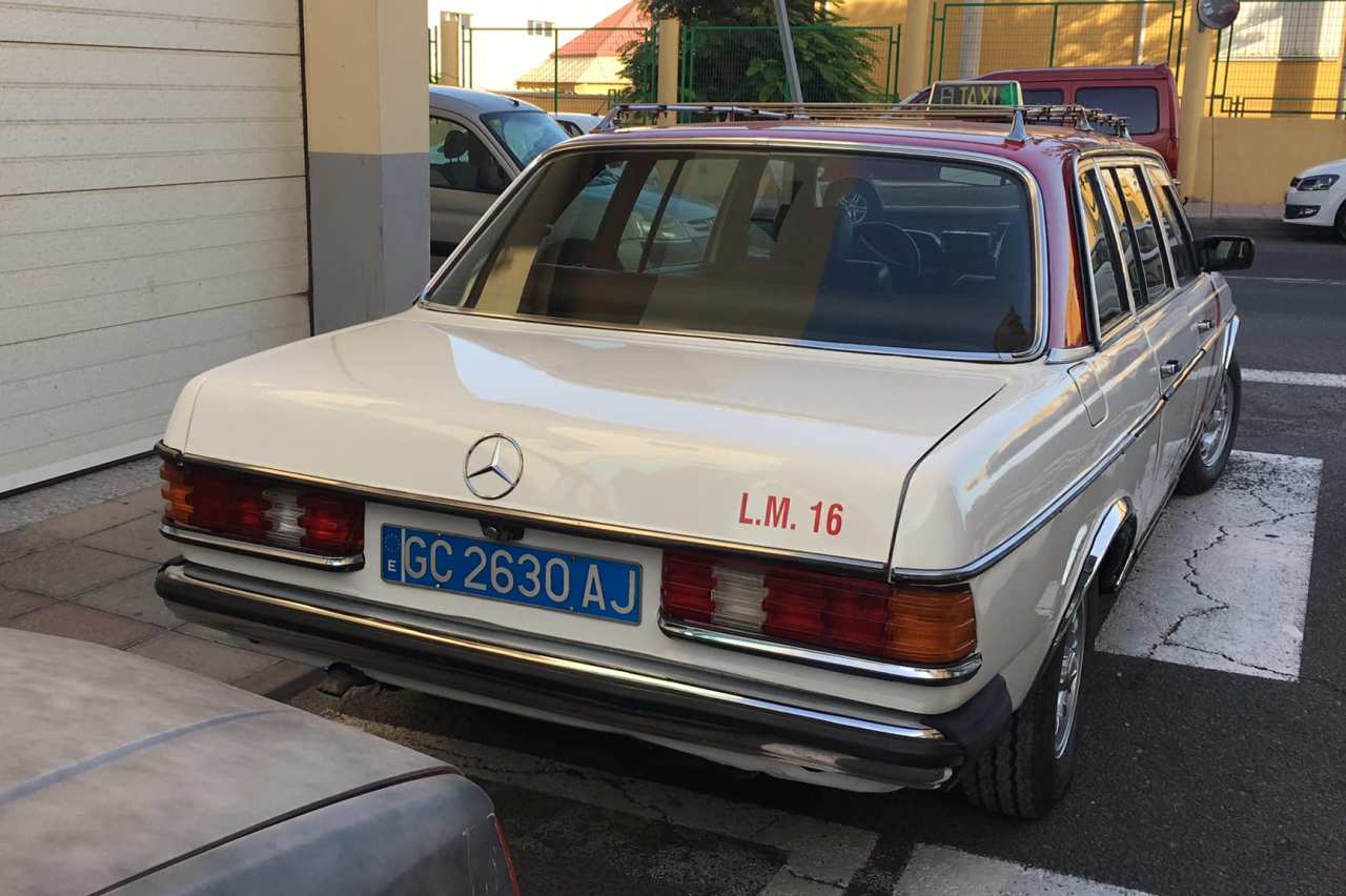 Taxi Mercedes Gran Canaria 7 milioni