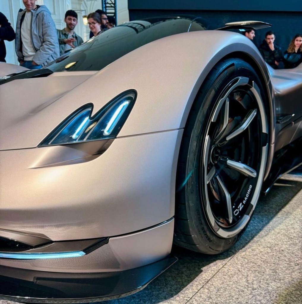 Pagani Alisea