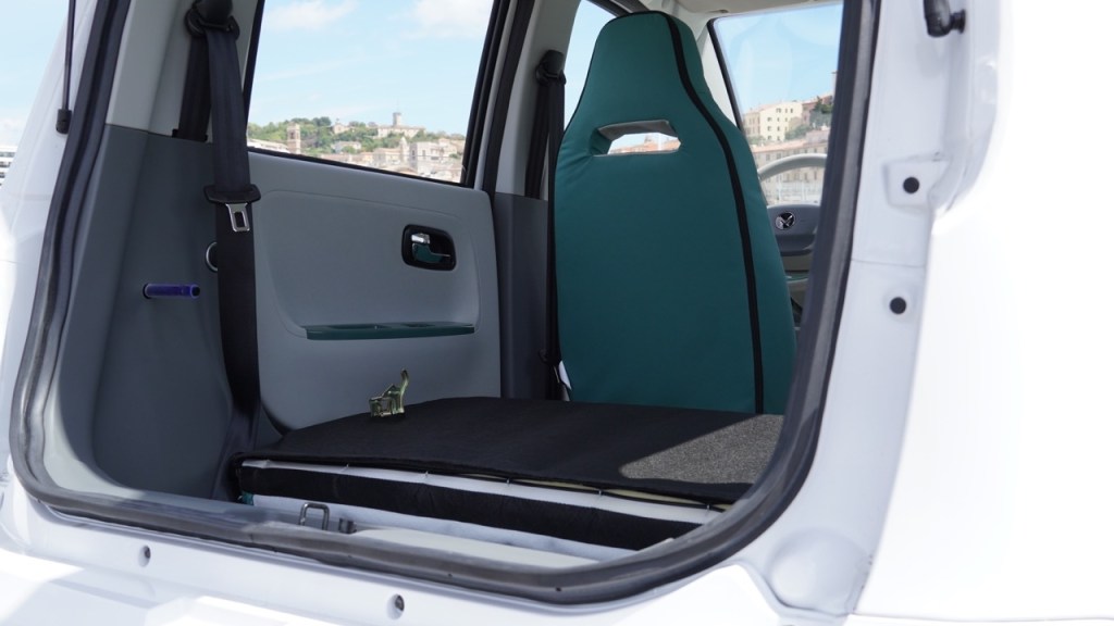 XY Jinpeng microcar cinese