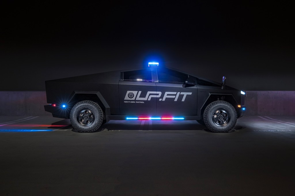 Tesla Cybertruck polizia