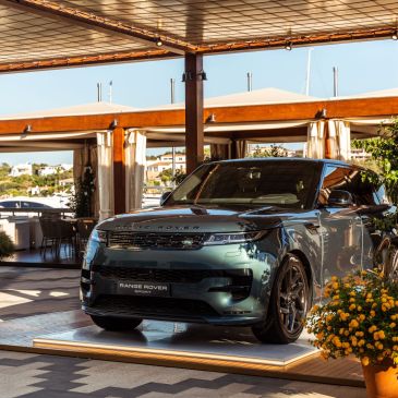 Yacht Club Costa Smeralda Range Rover