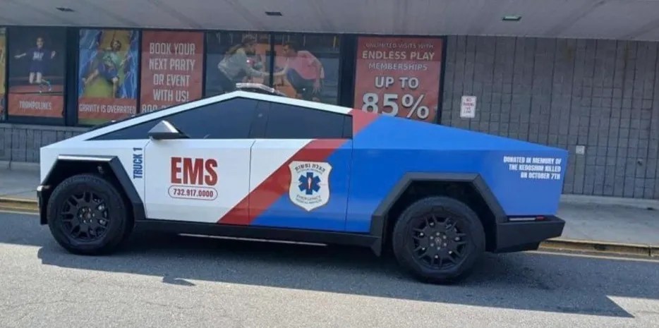 Cybertruck ambulanza