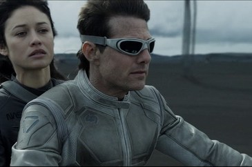 Oblivion Tom Cruise