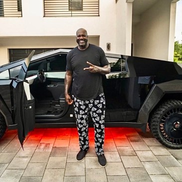 Cybertruck di Shaquille O'Neal immagine principale