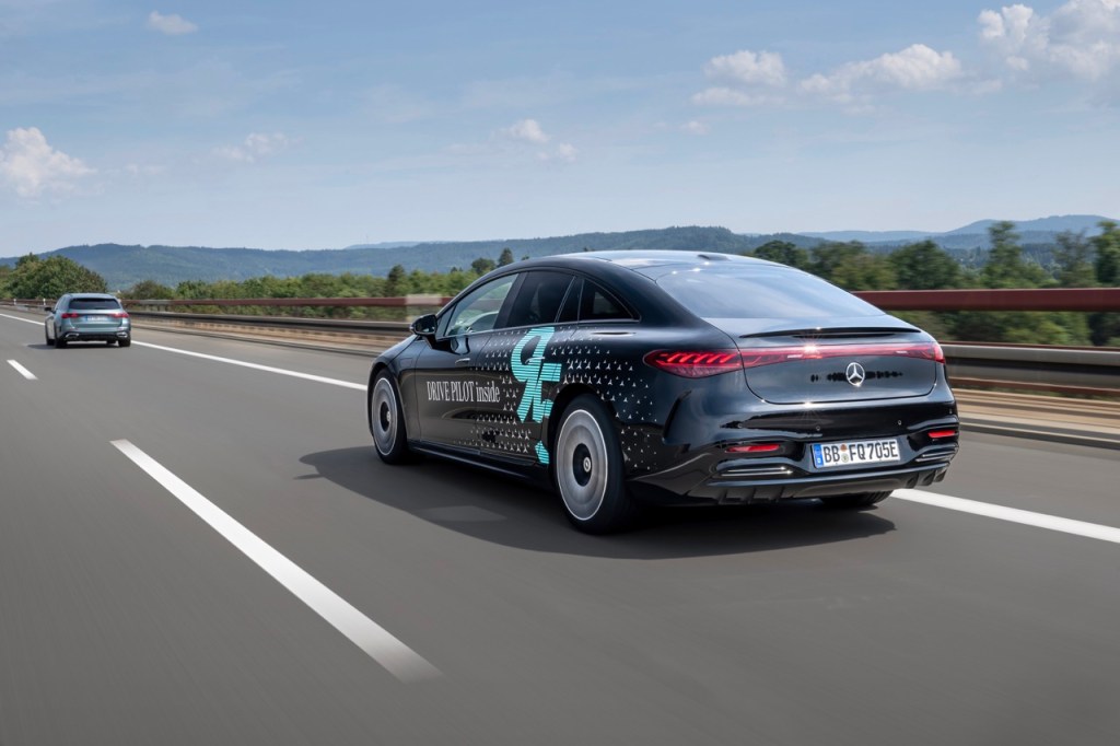 Mercedes-Benz autonoma