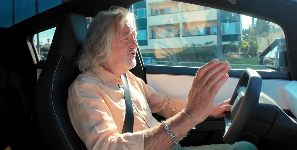 James May guida Cybertruck