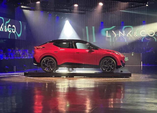 Lynk 02