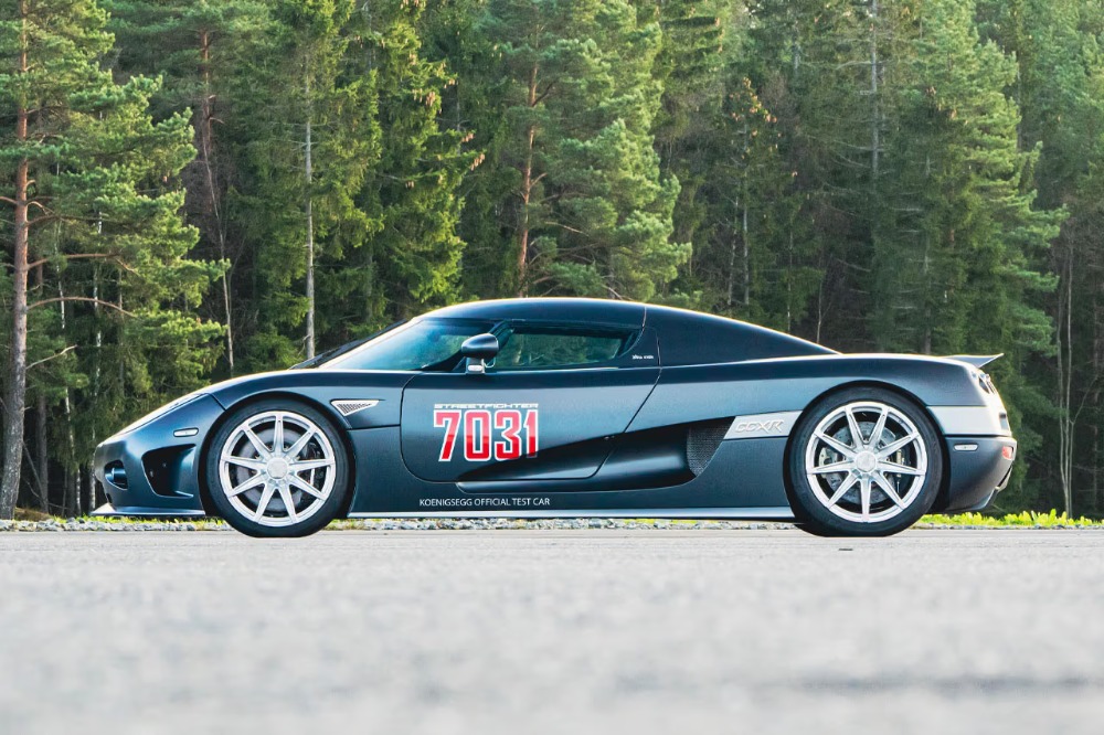 Koenigsegg auto test asta