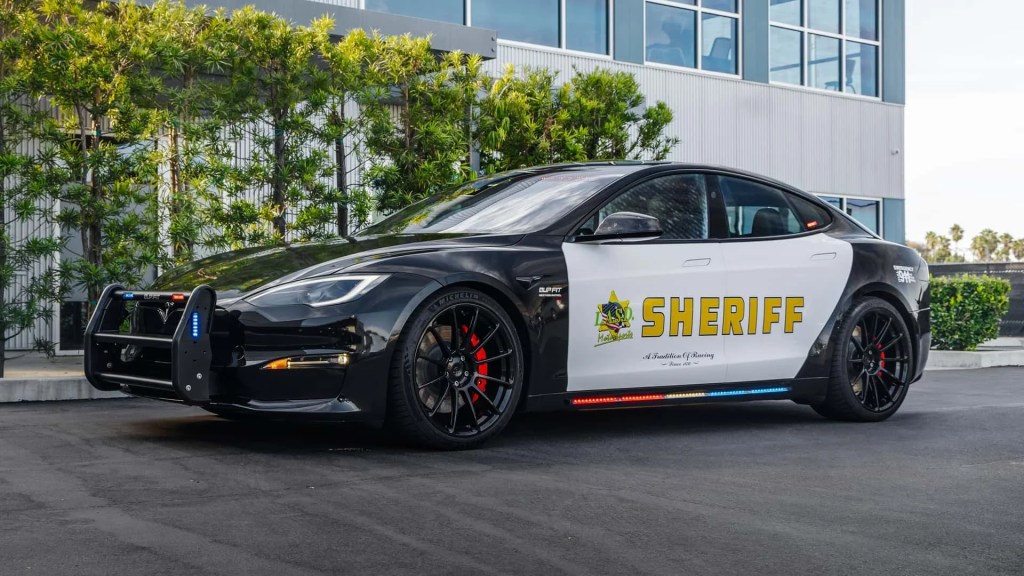 Tesla Sceriffo Contea Los Angeles