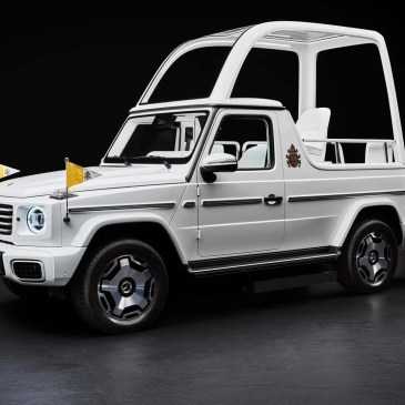 Mercedes Classe G elettrica Papamobile papa