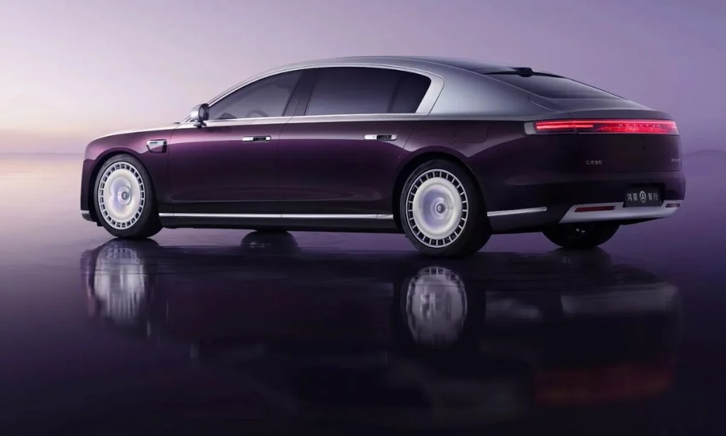 Huawei Maextro S800 berlina elettrica rivale Rolls-Royce