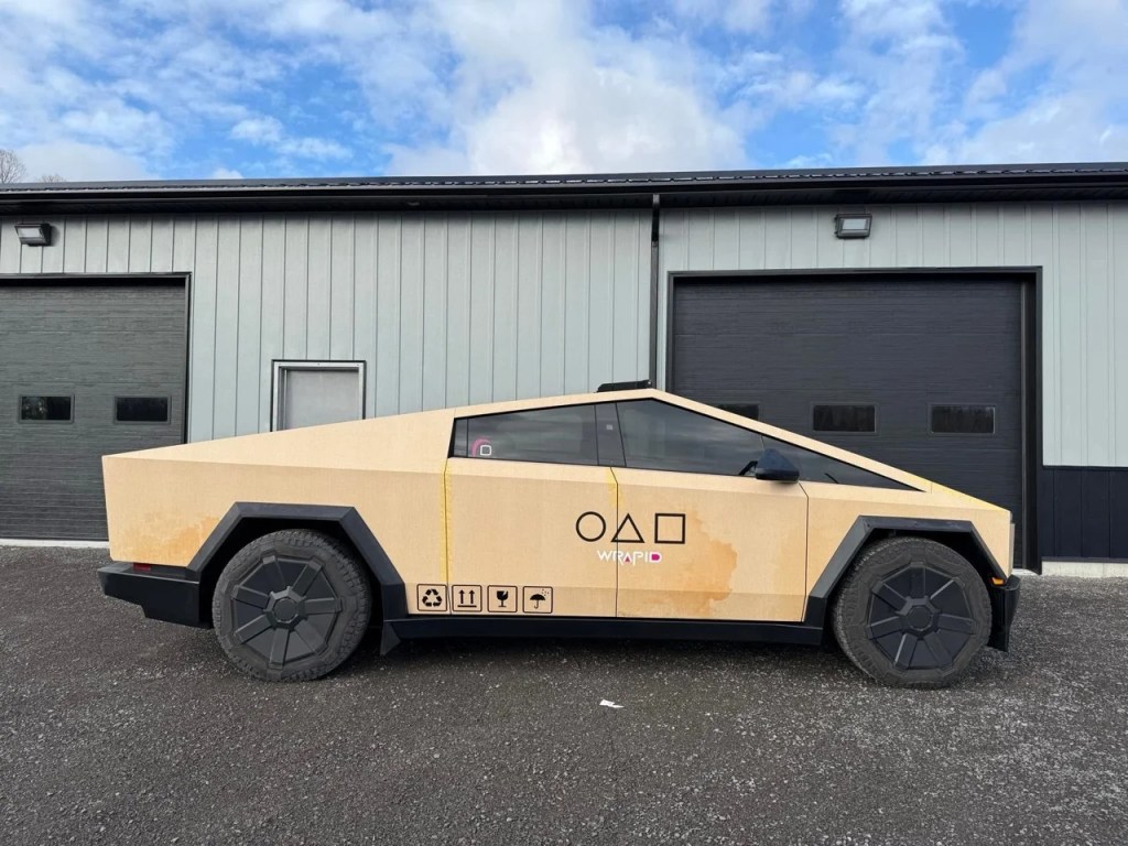Tesla Cybertruck Squid Game