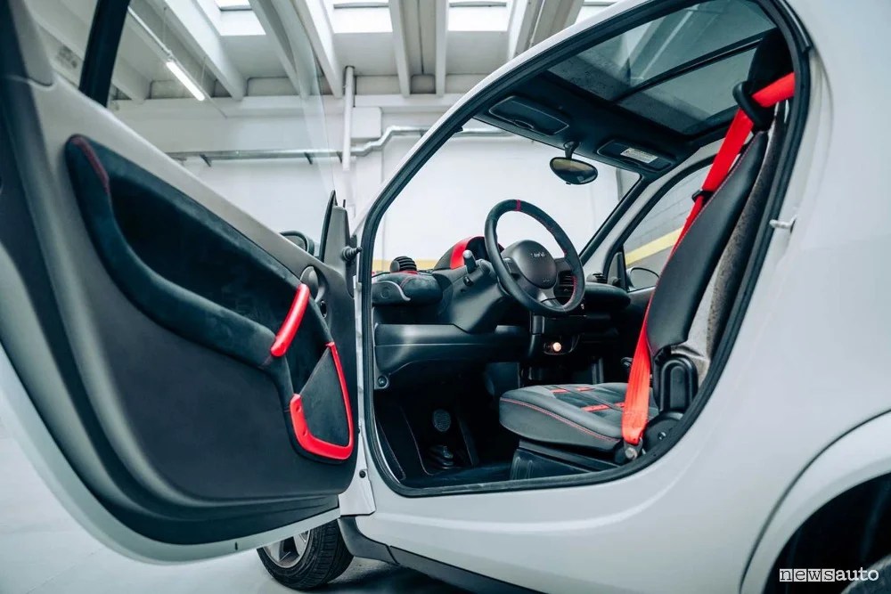 Aznom Smart4teen elettrica interni (1)