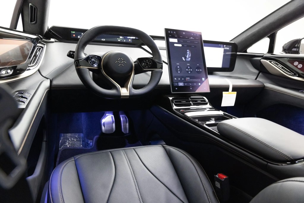 Faraday Future All'asta schermo