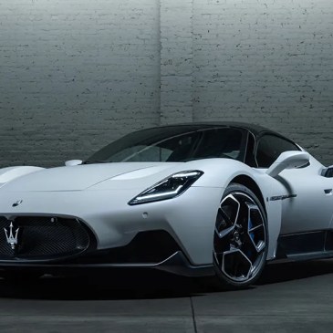Maserati MC20 Folgore elettrica