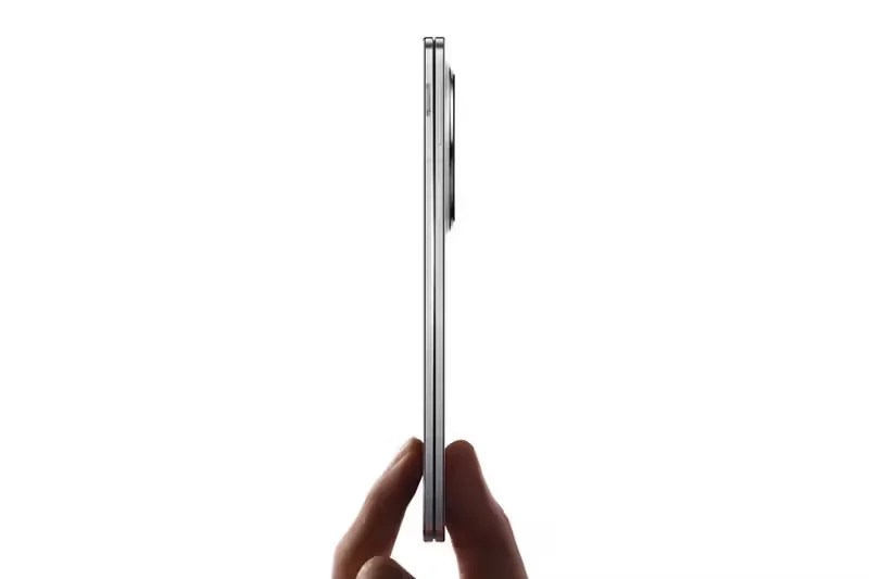 Oppo Find N5 smartphone pieghevole sottile foldable