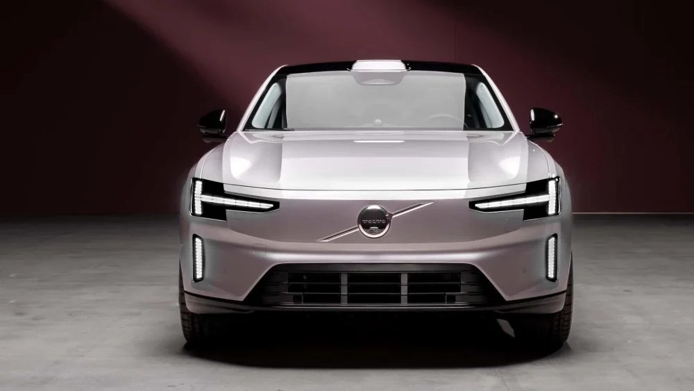 Volvo ES90 ammiraglia elettrica