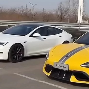 Xiaomi Tesla Model S gara accelerazione