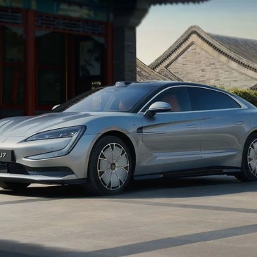 BYD Yangwang U7 berlina elettrica ibrida mercato cinese