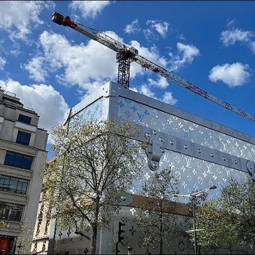 hotel parigi louis vuitton lvmh champs champs elysees