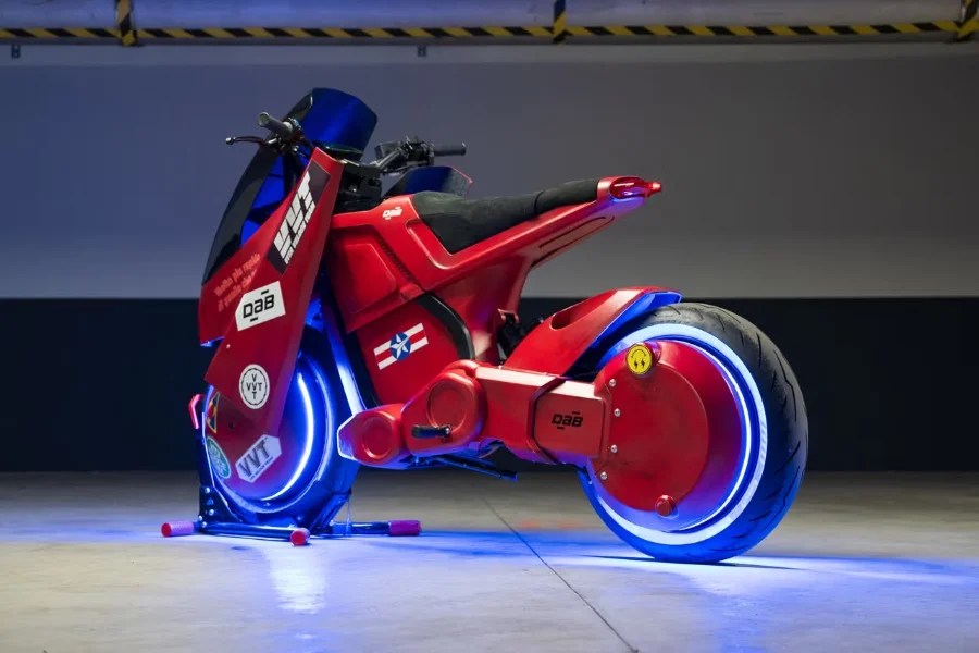 J Balvin moto elettrica prototipo