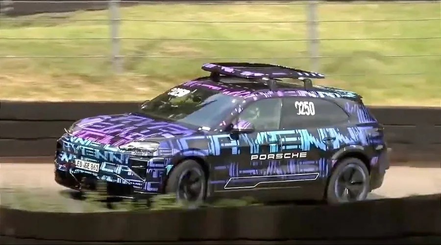 Porsche Cayenne Electric verrà svelata ufficialmente a Dubai, il 19 dicembre