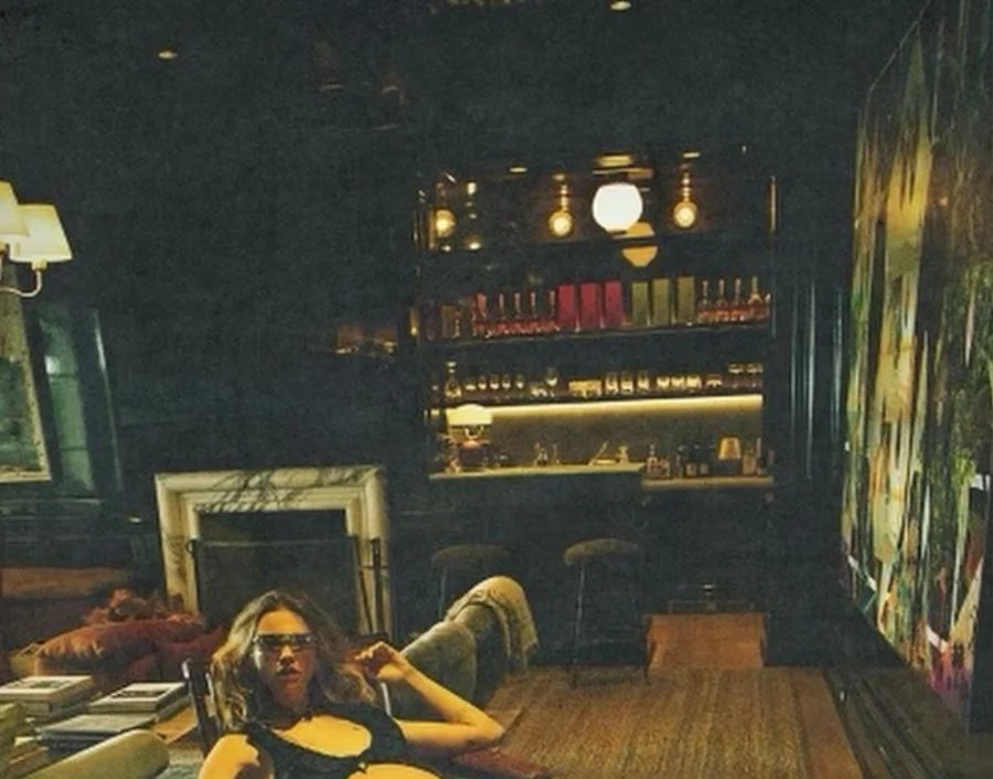 Adam Levine Behati Prinsloo villa in vendita california