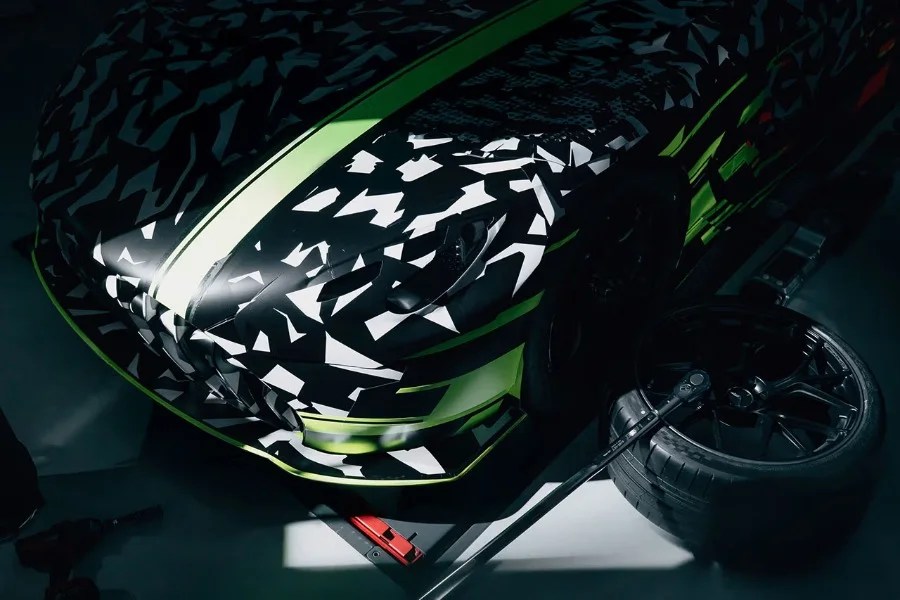 mercedes amg gt track sport con motore v8 (1)