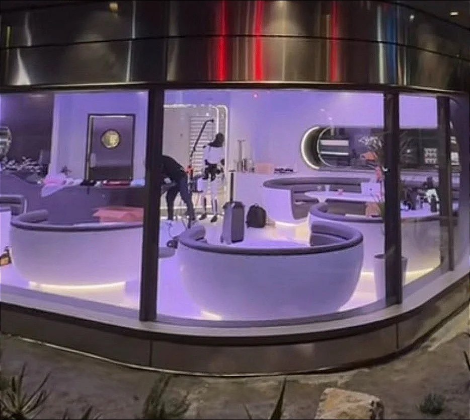 tesla diner robot optimus santa monica los angeles