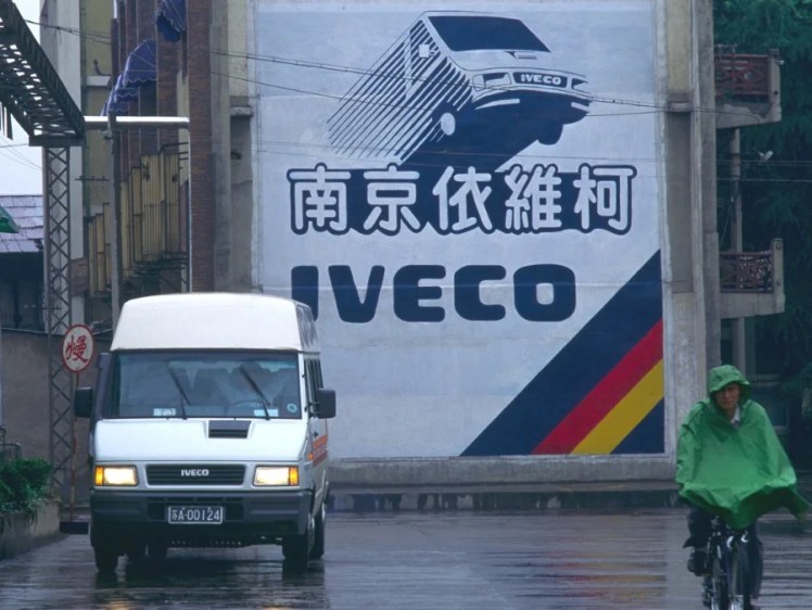 tata acquista iveco leonardo iveco militare