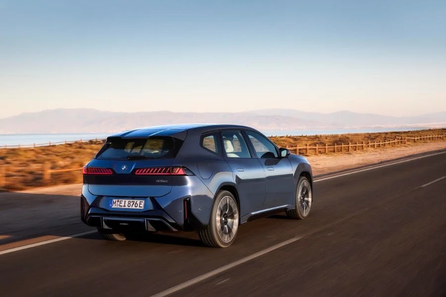 bmw ix3 2026 al debutto