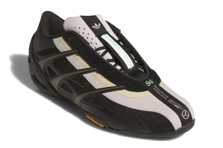 Bad Bunny collabora con Adidas, fin qui niente di sorprendente, ma sorprende invece la presenza di Mercedes-AMG Petronas, il team di Formula 1, nell'ultima collaborazione