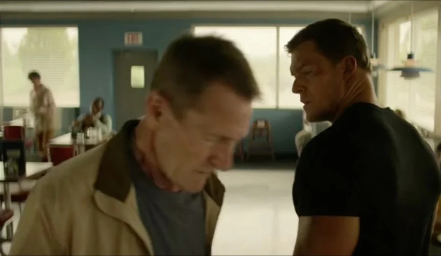 In un'intervista con Jeff Harding, doppiatore e storica voce di Jack Reacher per gli audiobook in inglese, l'autore Lee Child ha parlato del processo che ha portato Prime Video a scegliere Alan Ritchson come nuovo Reacher