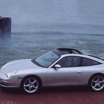 Penelope Horlick, ricercatrice universitaria di Oxford e proprietaria di una Porsche 911 Targa del 1997, ha ricevuto un rimborso da record in seguito a una vicissitudine altrettanto da record principale