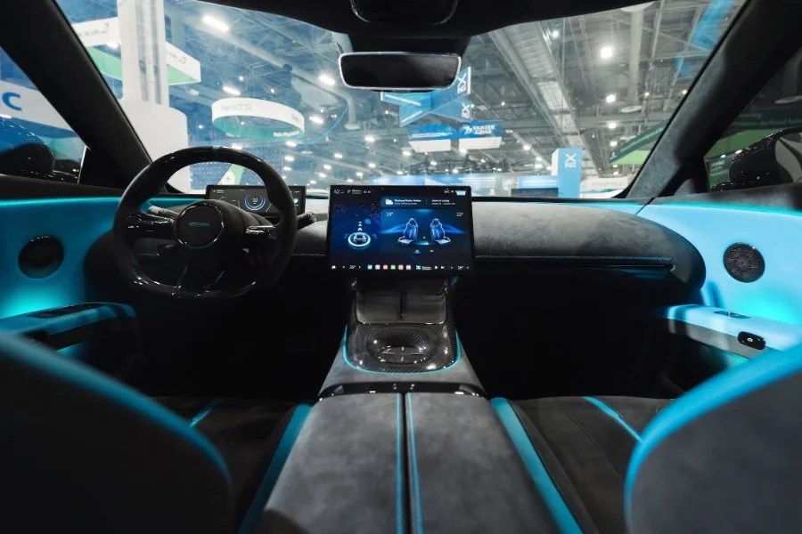 Dreame, un gigante tech cinese che si occupa principalmente di elettrodomestici e aspirapolvere, ha scelto il CES di quest'anno per svelare due nuovi brand: Nebula Next e Kosmera