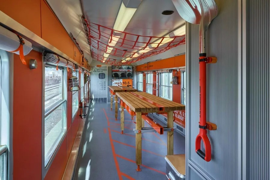 Questo treno è stato disegnato da Nike ACG per Milano-Cortina 2026