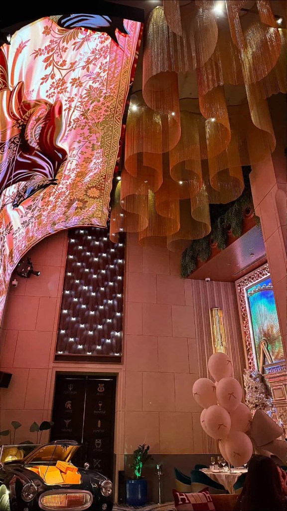 Siamo stati a Zenon - il ristorante di Dubai dedicato totalmente a Hermès