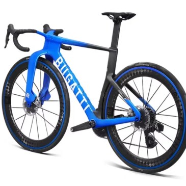 Bugatti ha svelato Factor ONE, una bici da strada pensata per essere una sorta di hypercar su due ruote e senza motore