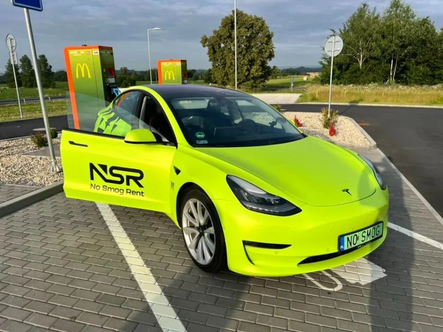 Dalla Polonia alla Sicilia: 2.900 km in Tesla