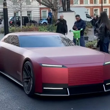 Di recente è tornata in auge la gigantesca concept elettrica di Jaguar che ha sconquassato il web e ha mandato in tilt il brand