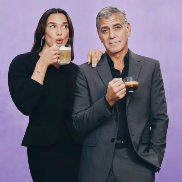Dua Lipa segue George Clooney: è la nuova global brand ambassador di Nespresso
