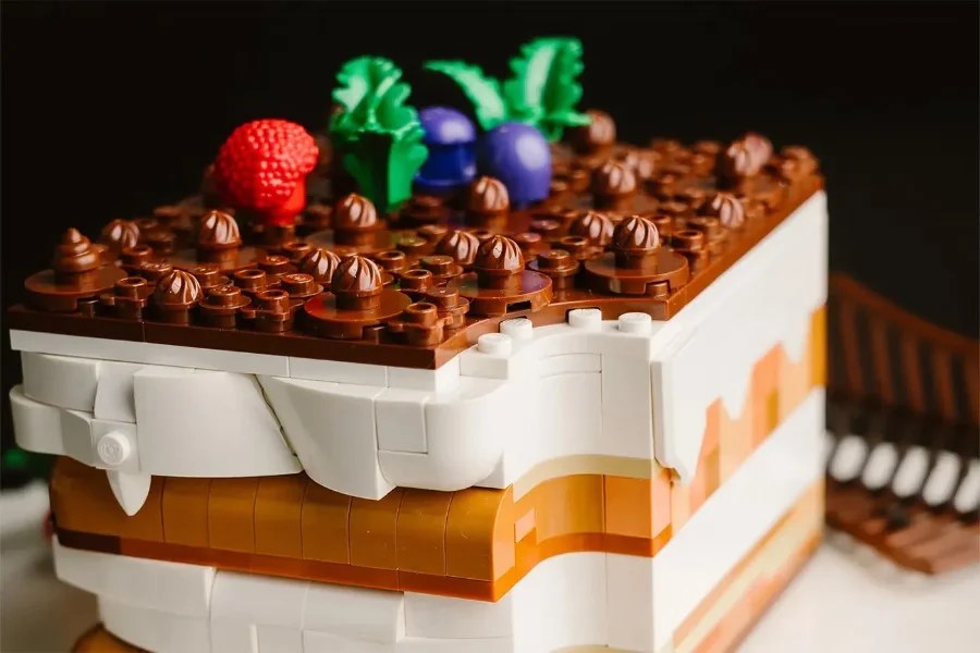 LEGO svela un omaggio in mattoncini al Tiramisù (ma non è ancora ufficiale)