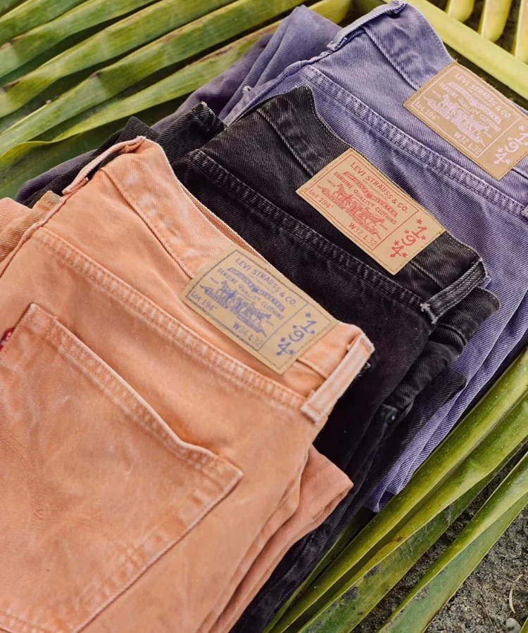 Levi's e 194 Local si sono inventati una collezione che sembra pensata per Bali